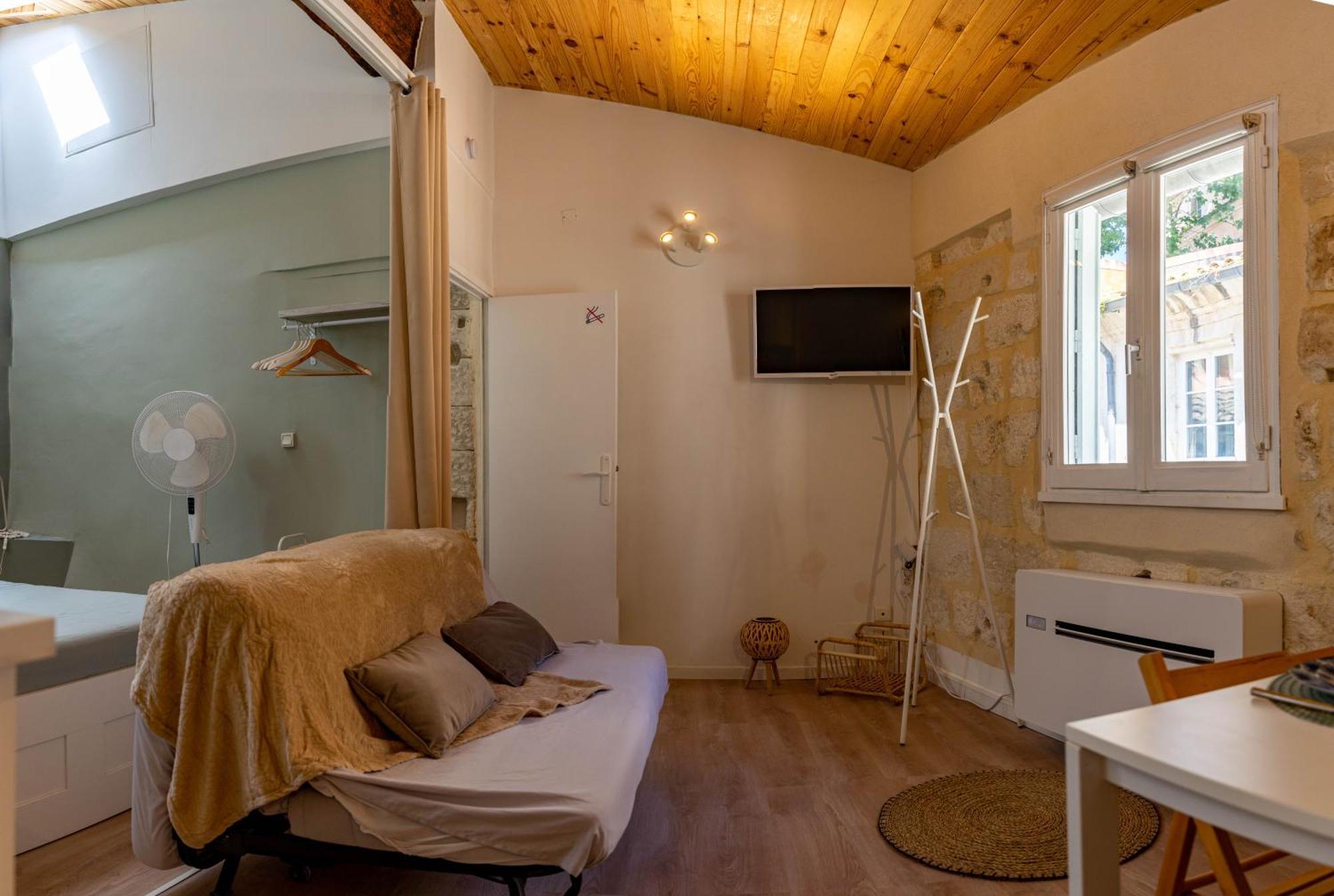 Apartmán A L'Ombre Des Papes Avignon Exteriér fotografie